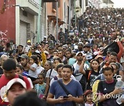 APTOPIX Mexico Migrant Caravan