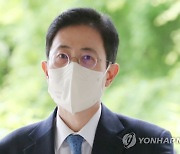 손준성 검사, '고발사주 의혹' 속행공판 출석