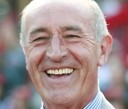 Britain Obit Len Goodman