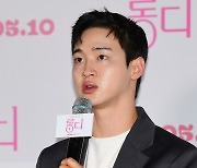 장동윤 "'롱디' 선호하지도 해본 적 없는 나, 날 것의 느낌 많아 매력"