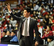 [KBL FINAL 경기 후] 전희철 SK 감독, “선수들 정말 대단한 것 같다” … 김상식 KGC인삼공사 감독, “(김)선형이와 워니의 2대2를 막지 못했다”