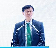 한은 ‘2023 노동시장 세미나’…“고령·여성 노동력 유입이 인플레이션 압력 낮춰”