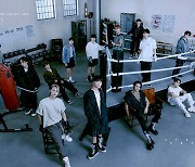 세븐틴, 'FML' K팝 역대 초동 1위 달성…하루만에 399만장 팔렸다