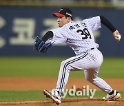 [MD포토] 박명근 '빠르다'