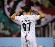 [k1.review] 이진현, 코너킥에서 직접 득점 쾅!...대전, 전북에 2-1 승→3위 도약