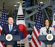 NASA 찾은 尹 "한미 우주동맹 도약"…유인 달탐사도 참여