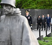 미 “핵 자산 실행에 한국 참여”…핵무기 재배치엔 ‘NO’