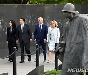 바이든, 尹에게 제로콜라 권해…대통령실 "세심한 배려"