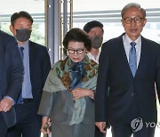 MB, 尹 방미 "큰 기대"…당정 지지율 하락엔 "언급할 위치 아냐"(종합)