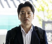 "천공 조사하면 해결될 일을"…'의혹 제기' 부승찬 경찰 출석