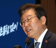 민주당 "일본엔 퍼주고 미국엔 한 수 접는 호갱외교"