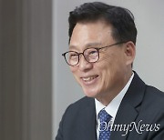 "민주당의 진짜 위기는 사법리스크 아닌 신뢰리스크"