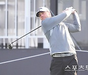 [ST포토] 마이클 린드버그 '티샷'