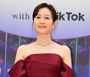 [TEN 포토] 염정아 '레드카펫에 레드 드레스'