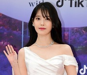 [TEN 포토] 아이유 '러블리한 소녀'