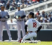 ‘팔꿈치 통증’ 마에다, 결국 부상자 명단 오를듯..감독 “리셋 필요해”