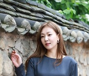 윤지혜, 퀀텀이엔엠 전속계약..손숙·서이숙 한솥밥 [공식]