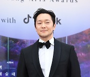 [T포토] 손석구 '마성의 남자'