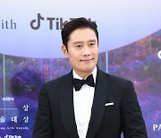 [T포토] 이병헌 '연기 장인'