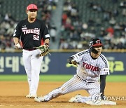 염경엽표 뛰는야구 제어… KIA 김종국 "LG, 가만히 놔둘 수 없죠"