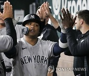 Yankees Rangers Baseball