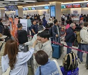 [포토] 황금연휴에 붐비는 김포공항