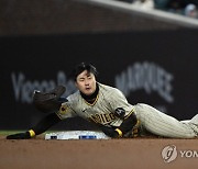 '안타는 못 쳤지만' 김하성, 멕시코 월드투어서 볼넷→도루→득점