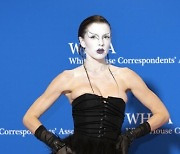 WHCA Dinner Red Carpet