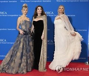 WHCA Dinner Red Carpet