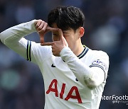 'EPL 7시즌 연속 두 자릿수 골' 손흥민, '우상' 호날두와 어깨 나란히