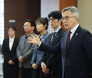 '돈봉투 녹음파일' 이정근 측 "검찰이 흘려" vs 검찰 "사실무근"