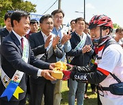 영주시, 경북안전체험관 유치 공모신청서 제출..‘5만 서명운동 서명부’도 전달