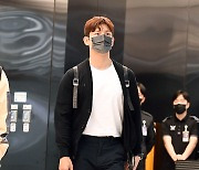 최강창민 ‘넓은 보폭으로 성큼성큼’[포토엔HD]