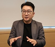 '코스포' 최성진 대표 “찬반 논쟁 하세월에 혁신성 빛 바래… 韓 경쟁력 떨어질 것” [규제 발목 잡힌 스타트업]