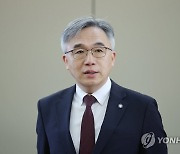 정철승 변호사,'이정근 녹취록' 관련 입장 표명