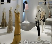 "Karl Lagerfeld: A Line of Beauty" MET Museum Exhibition