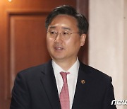 국방차관 "워싱턴 선언이 핵주권 포기? 말도 안 돼"