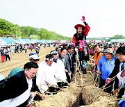 ‘목계별신제’ 열어 주민 안녕 기원