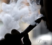 초등학생도 피는 전자담배, 편의점서 구입...호주 "강력 규제"