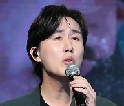 [포토] 신유, '김성적인 눈빛'