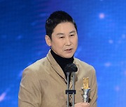 "성인배우와 대화했다고 하차?" 신동엽 향한 대중의 지나친 잣대 [이슈&톡]