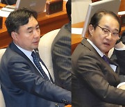 `돈 봉투` 의혹 윤관석·이성만, "선당후사" 외치며 민주당 탈당(상보)