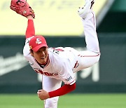 [포토] 김광현, 시즌 3승 도전!