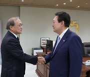 韓日경제안보대화 출범...尹 "산업·과기 분야 협력 심화 기대"