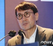 [IR] 홍은택 대표 "5월 오픈채팅 별도 탭 출시"