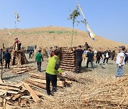 창고 속 제주 들불축제 소원지 5만장 새별오름서 태운다