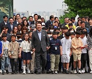 Yoon celebrates opening of children's garden on ex-US military base