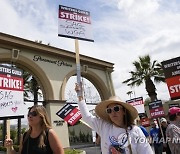 Hollywood writers strike