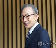 MB, 15일 청계천 찾는다…옛 참모 20여명 동행할 듯