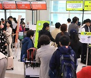 강풍에 폭우까지…제주공항 183편 결항